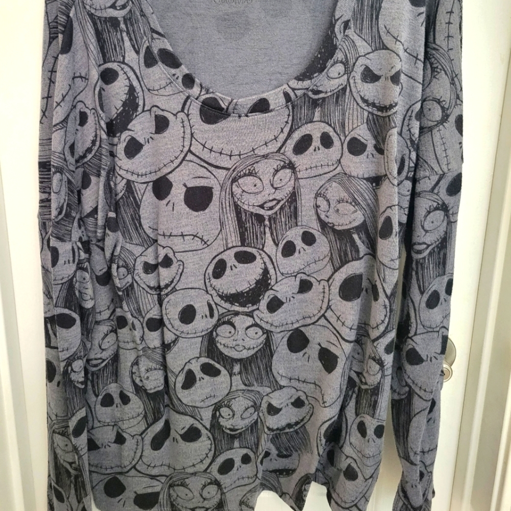 Disney NBC XXL Top,  Fits Like Torrid 2